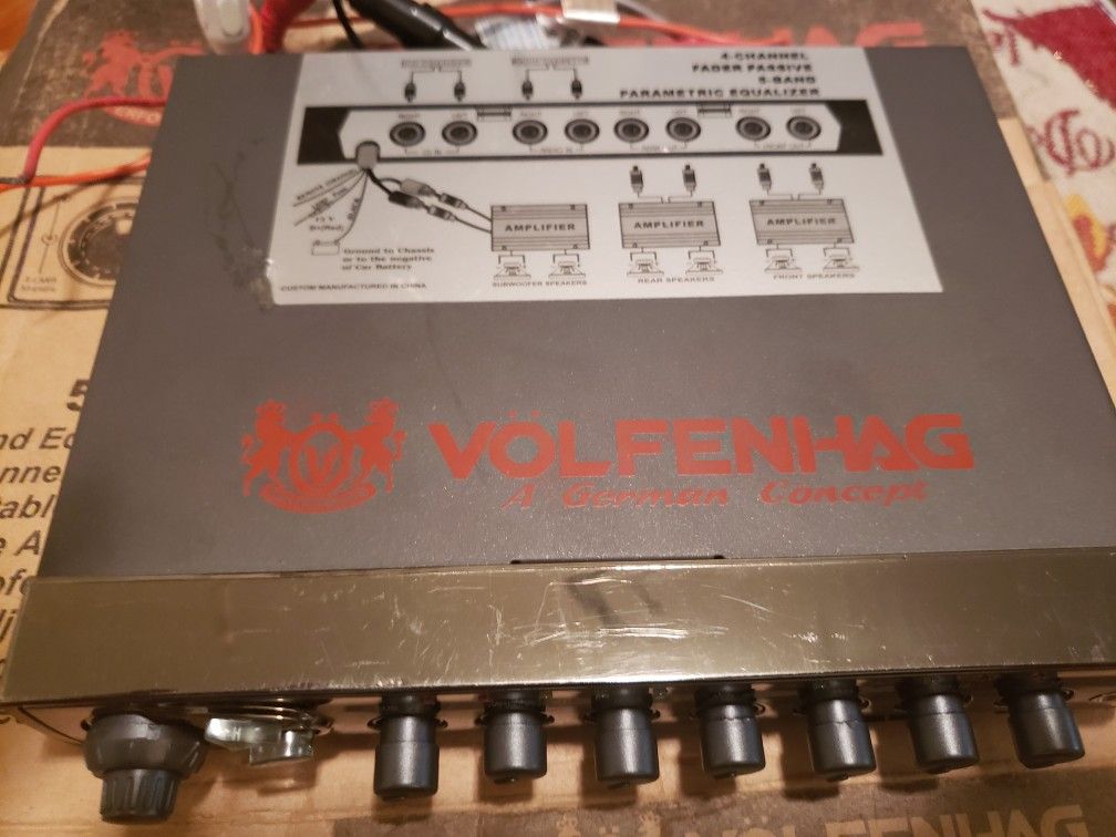 とと Volfenhag zx-7518 equalizer. for Sale in San Antonio, TX