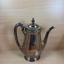 Reed & Barton 4072 - Antique Coffee/Tea Pot