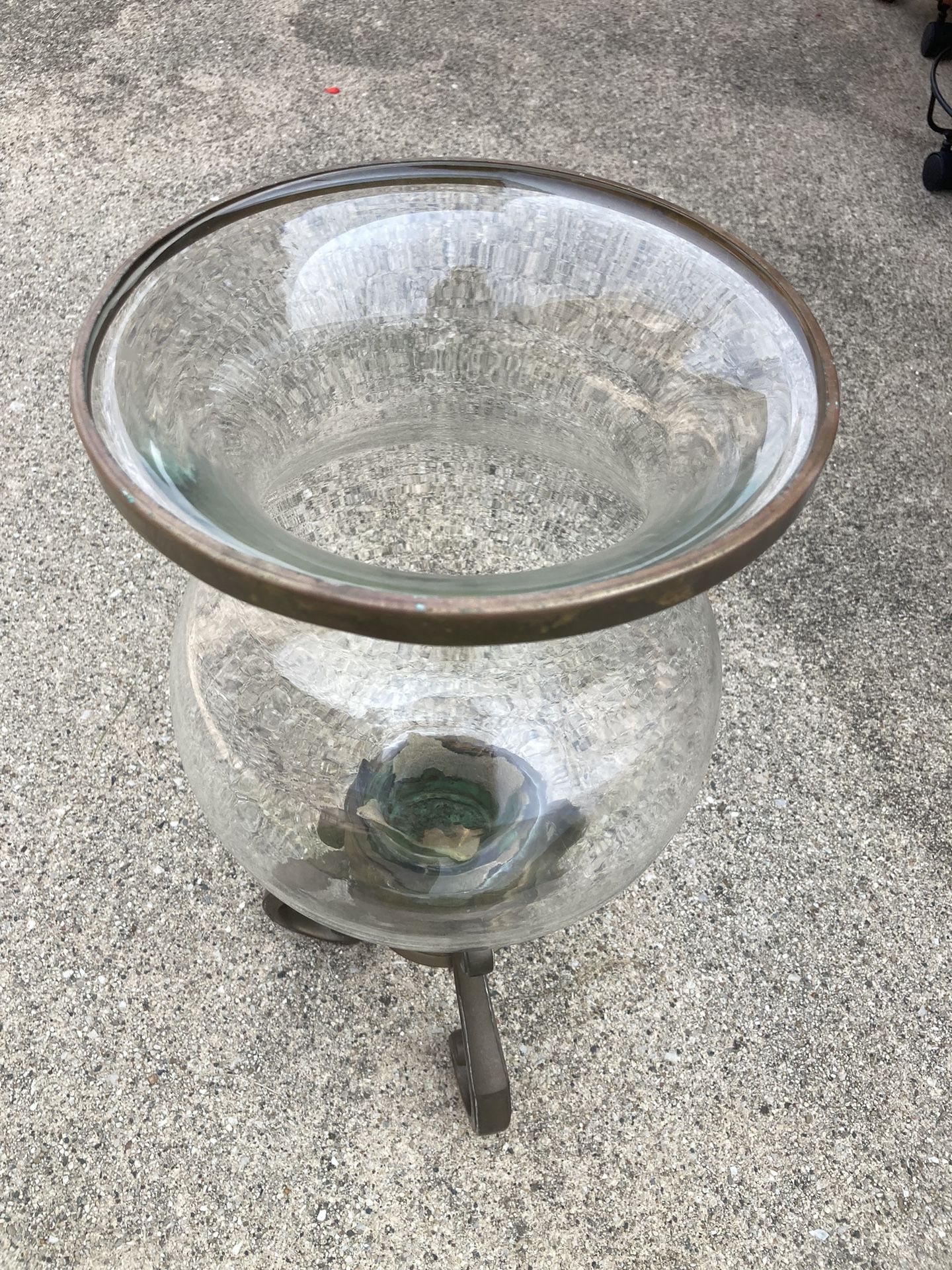 Large Glass Vase (Floral Arrangement Vase) ( 19"x 9") (Make Offfer)