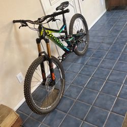 Devinci Spartan Full Carbon Fiber Frame Downhill Mountain Bike 