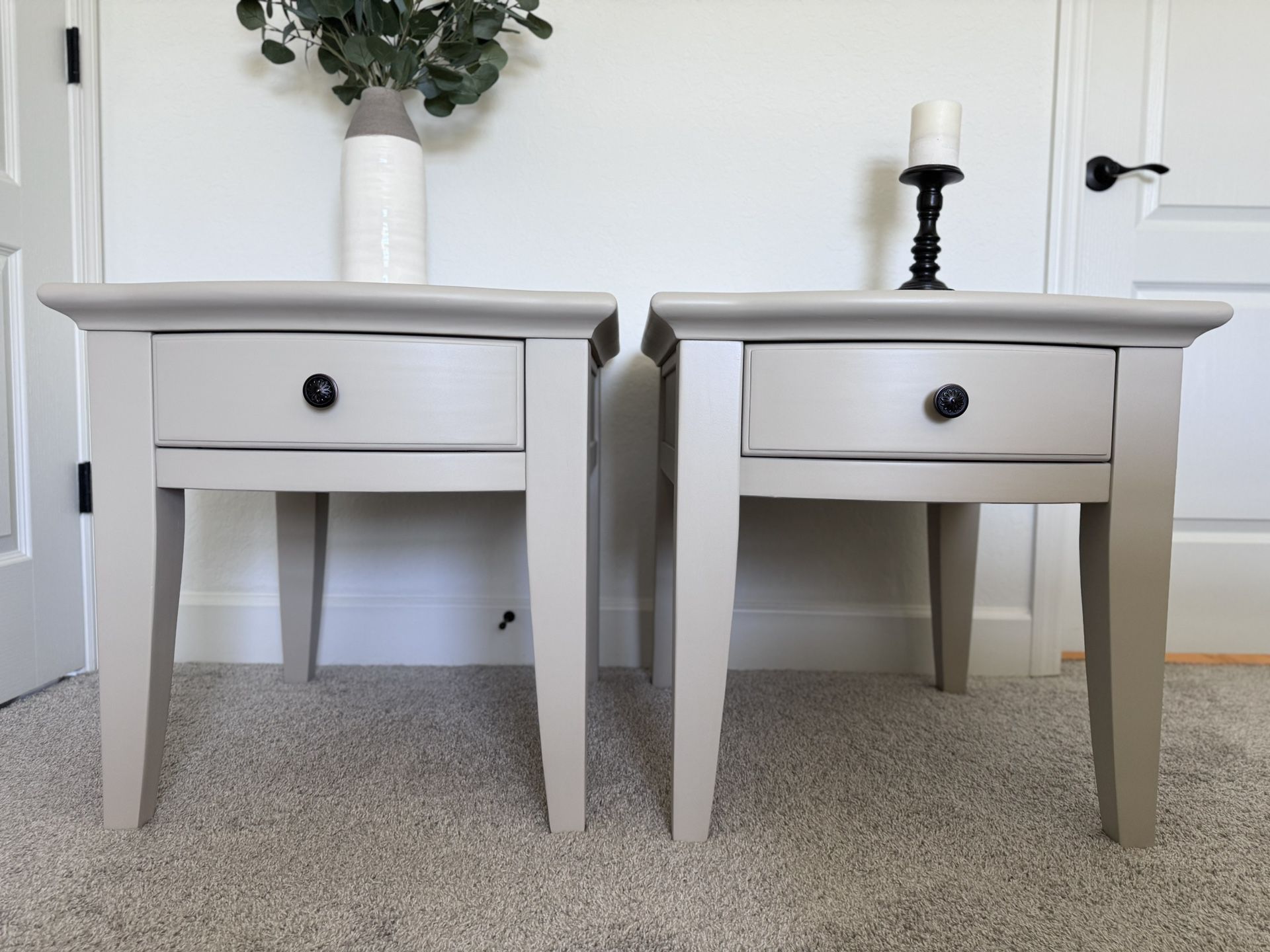Pair Of Matching End Tables/Nightstands