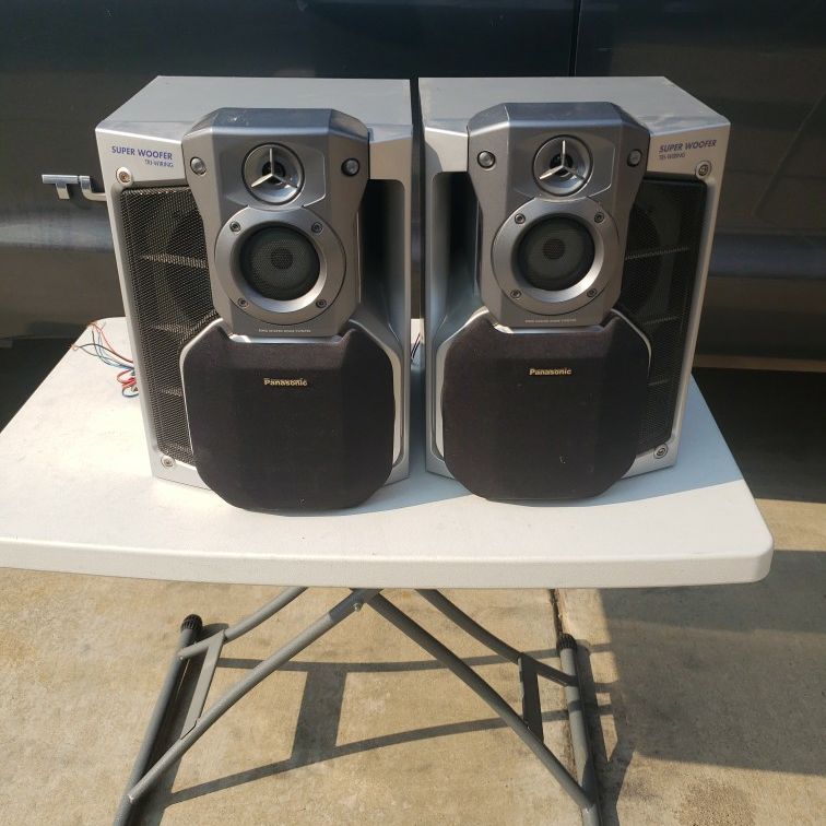 Panasonic Speakers With Super Woofer Three-way Wire Connection for