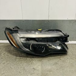 2016,2017,2018,2019,2020,2021,2022 Honda Pilot Headlight/Luz Frontal Rh Passenger Oem