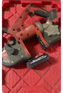 Mwaukee bandsaw and battery