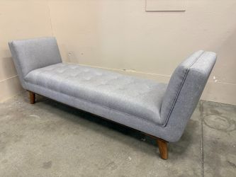 MODWAY Haven Modern Light Grey Tufted Bench with Flared Arms