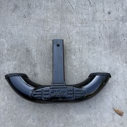 Bully truck utility hitch step