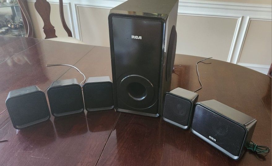 RCA Home Theater System RT2906 with Subwoofer and Speakers