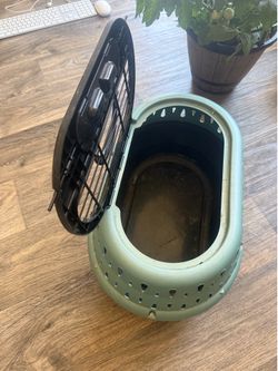 Cat carrier