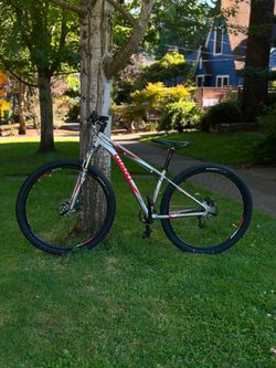 Giant Mountain Bike 29