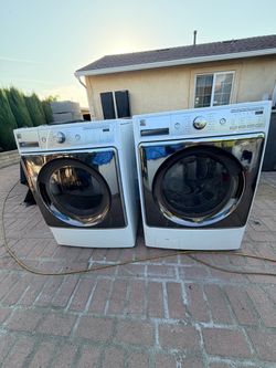 Kenmore XL Capacity Washer and Gas Dryer