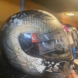 New Mayte Dot Motorcycle Helmet $80
