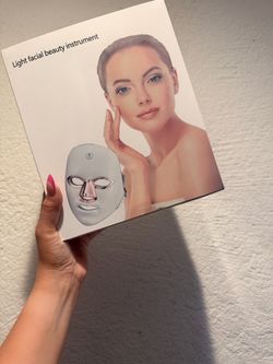 LED Light Facial Beauty Instrument Mask