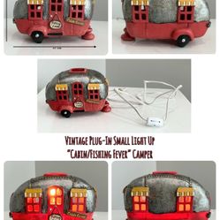 Vintage Plug-In Small Light Up “Cabin/Fishing Fever” Camper 