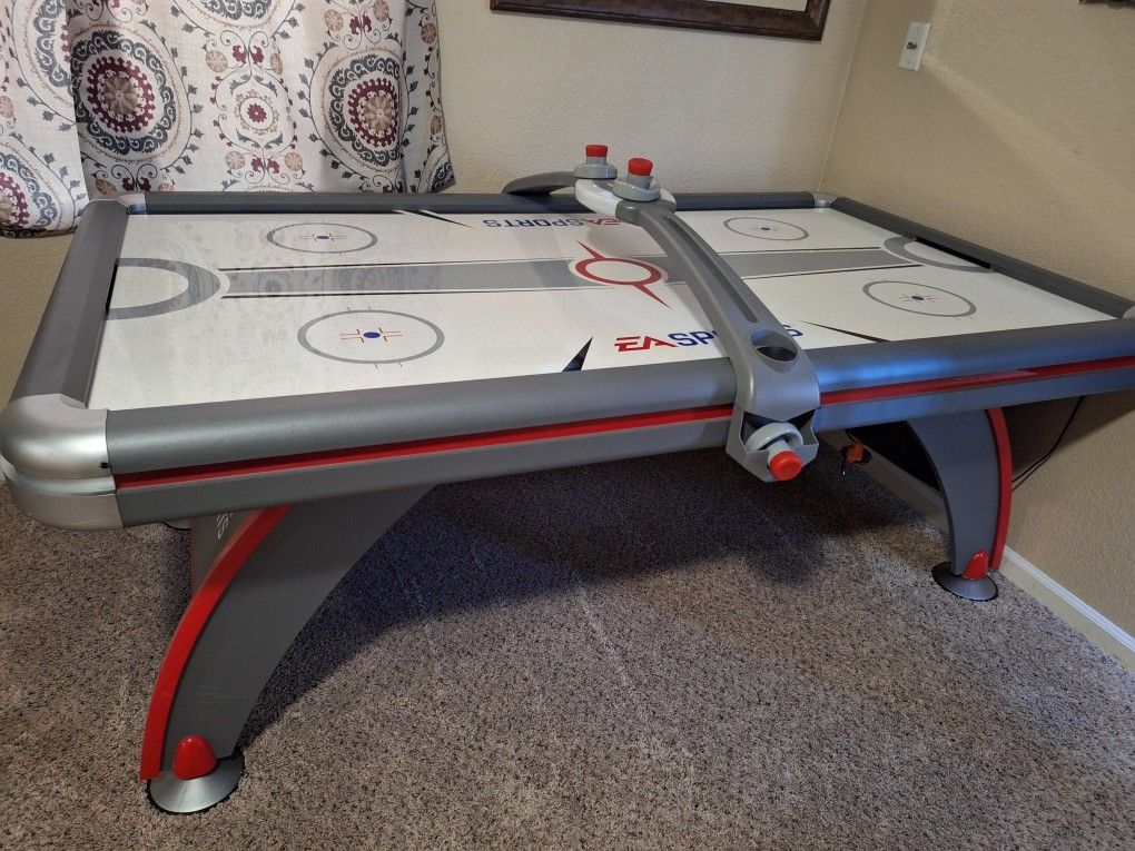 EA SPORTS Air Hockey Table