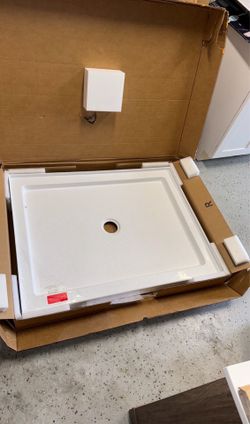 42”X32” Shower Base Pan Center Drain in White bathroom bath