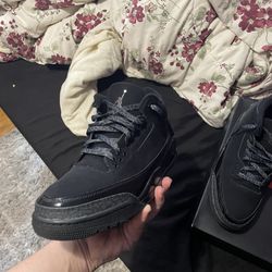 Black Cat 3s Size 10