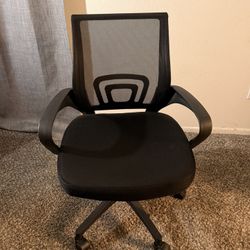 Like New!!!! Desk Chair