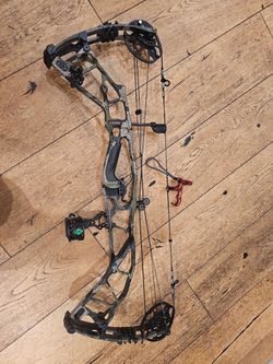 Hoyt Hyperforce LH Compound Bow 60-70 lb draw