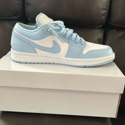 Women’s Air Jordan 1 Low
