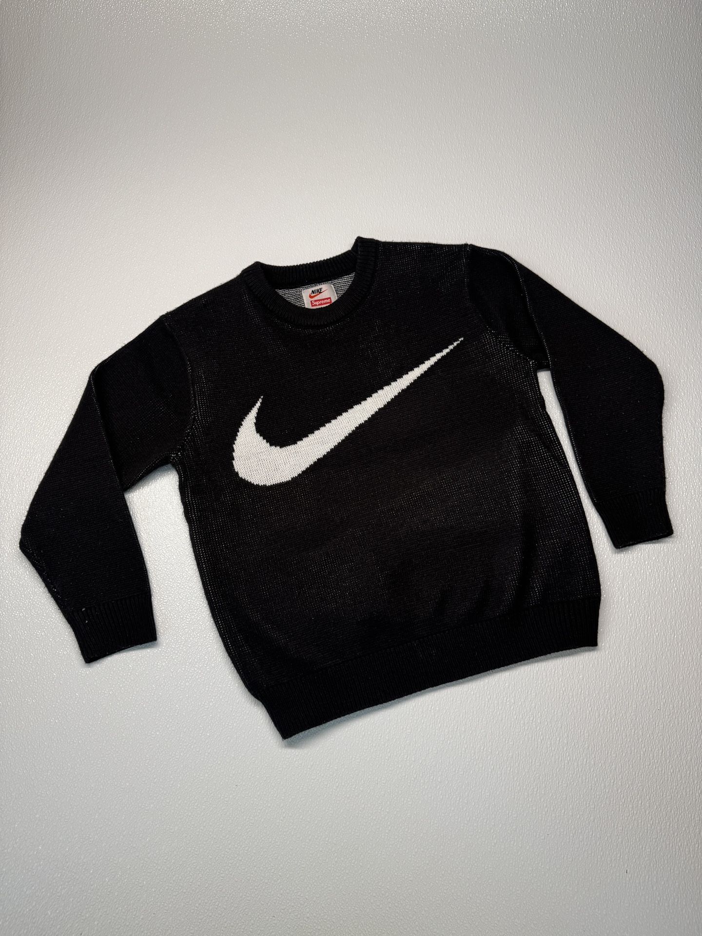 Nike Crewneck Black Sweater Brand New