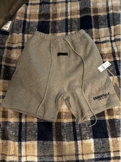 M Essential shorts