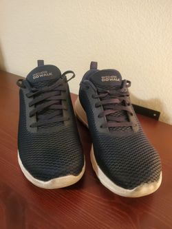 Skechers "Go Walk"