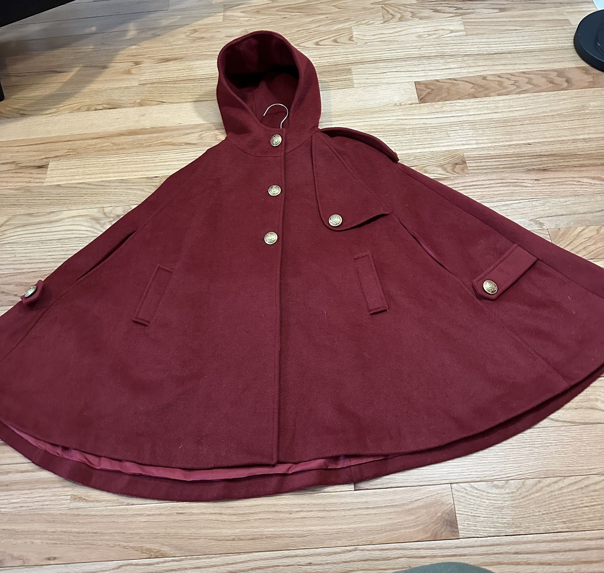 Women’s Classic Wool Hooded Cape