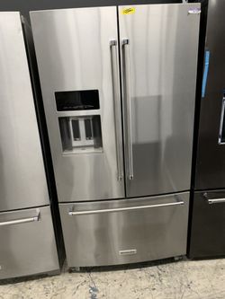 Kitchen aid French door in stainless steel