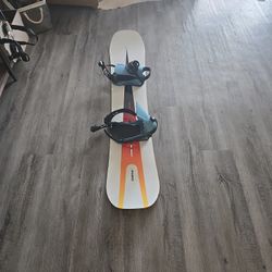 2024 Burton Custom 156cm And UNION STR Bindings In Great Condition