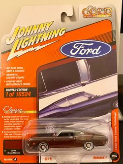 Johnny Lightning 1969 Ford Torino Talladega diecast toy