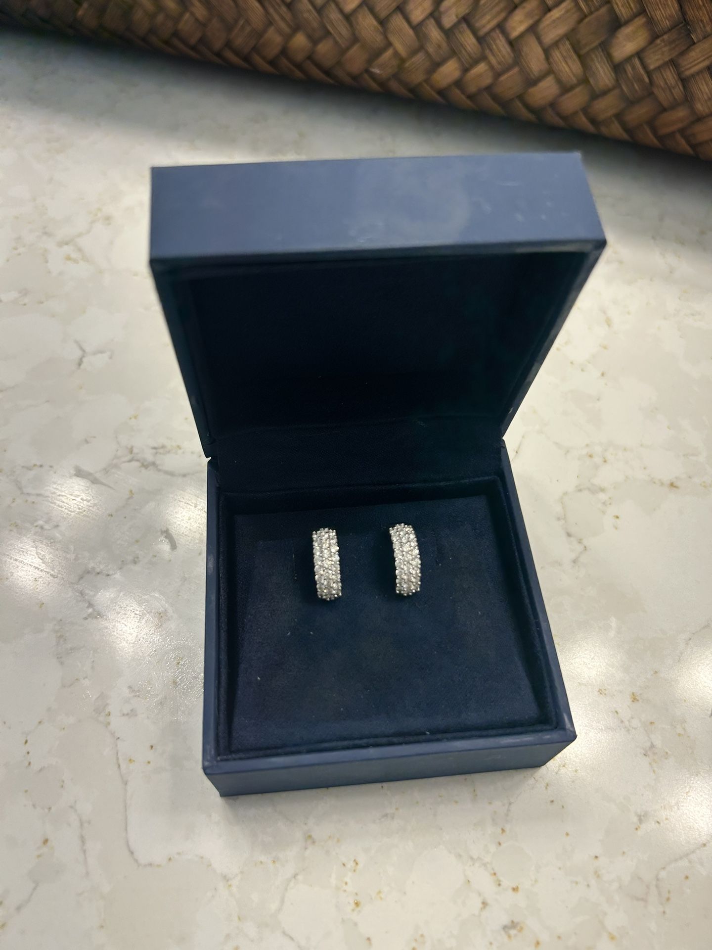 1.00 ct Diamond Earrings, with Certification From Costco