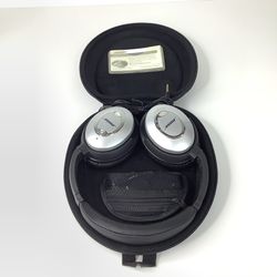 Bose Quiet comfort 15 Acoustic Noise Cancelling Headphones 