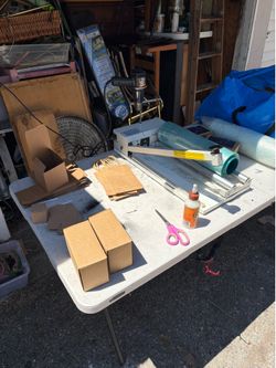 Shrink wrap system with heat gun and boxes