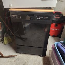 Portable Dishwasher Kenmore - Full Size $350