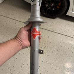 KYB FRONT STRUTS FOR 14-16 Lexus Is 250/350 Brand New 