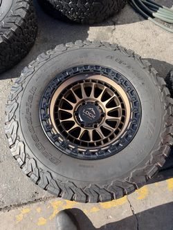 Vendo set Rines 17*9 para Toyota Tacoma Chevy Silverado GMC Nissan Titan For F150 Runer de 6 birlos