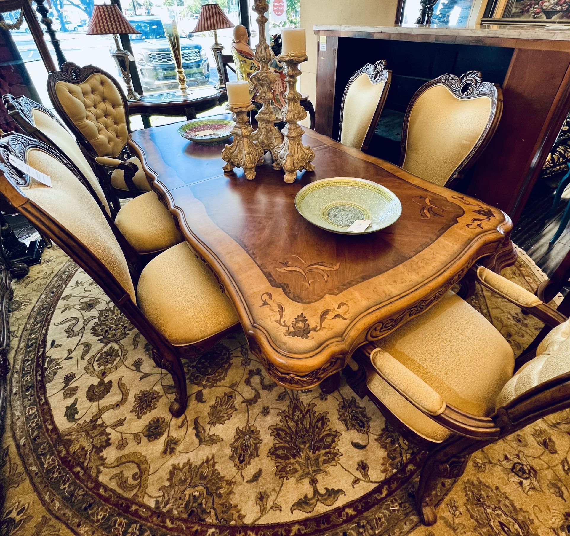 AICO By Michael Amini PALAIS ROYALE Dinning Set Table And 6 Chairs - GA