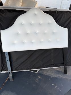 White Tufted Upholstered Headboard Full or Queen Bed
