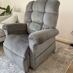 Worlds most comfortable electric powerlifting recliner chair