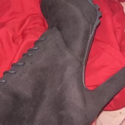Sexy Women’s Heeled Boots