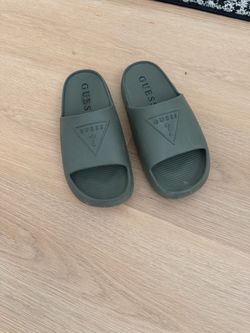 Guess sandals