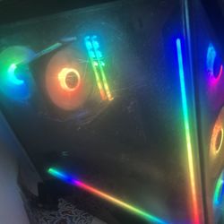 Gaming PC runs 200+ FPS All Games