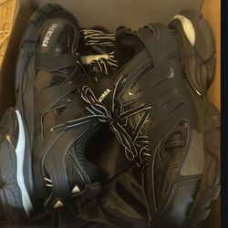 Box Included Brand New Size 10 Longbeach Ca