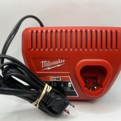 Genuine Milwaukee 48-59-2401 M12 REDLITHIUM Battery Charger