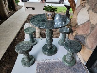Green marble And Stools