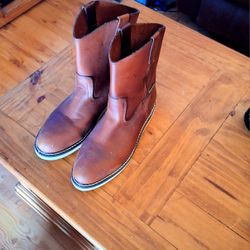 Boots 10 1/2