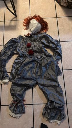Adult pennywise