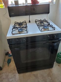 Gas stove