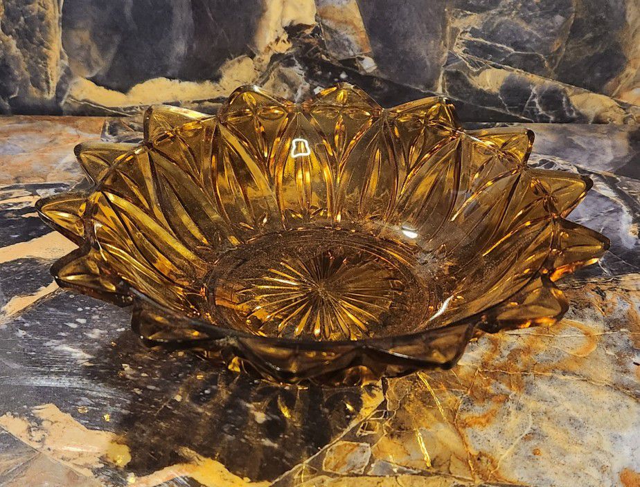 vintage amber glass star shaped candy dish