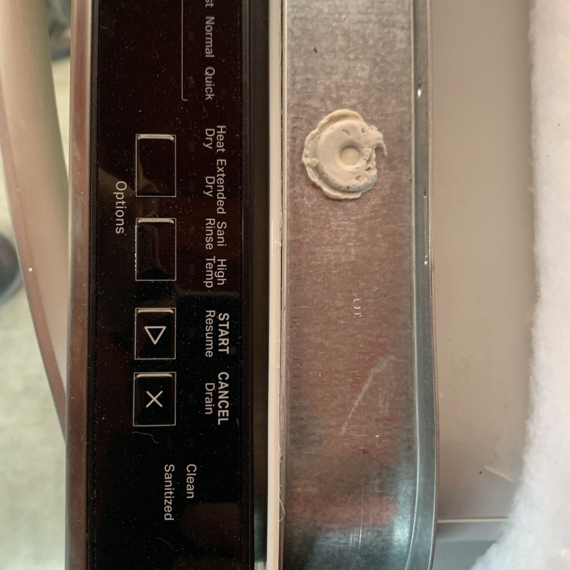 Brand New Whirlpool Dishwasher! Model Number!WDT530HAMM for Sale in